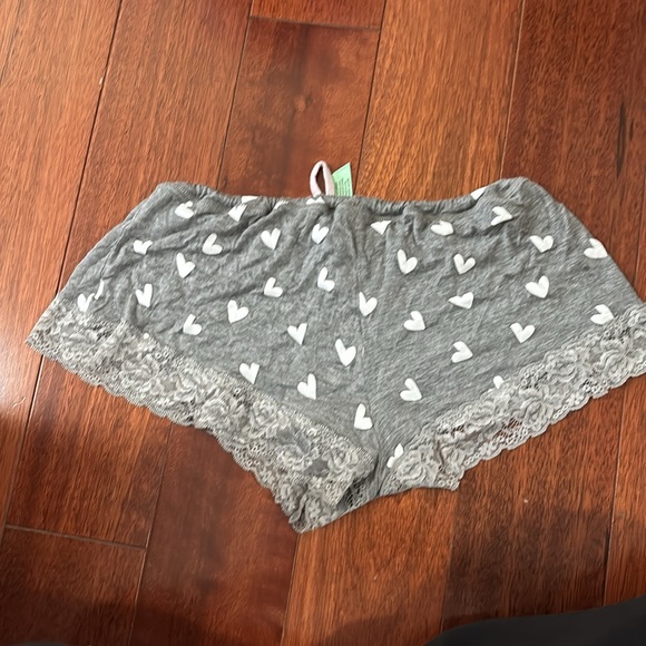 Honeydew Pajama Shorts Hearts Gray Honeydew - Picture 3 of 3